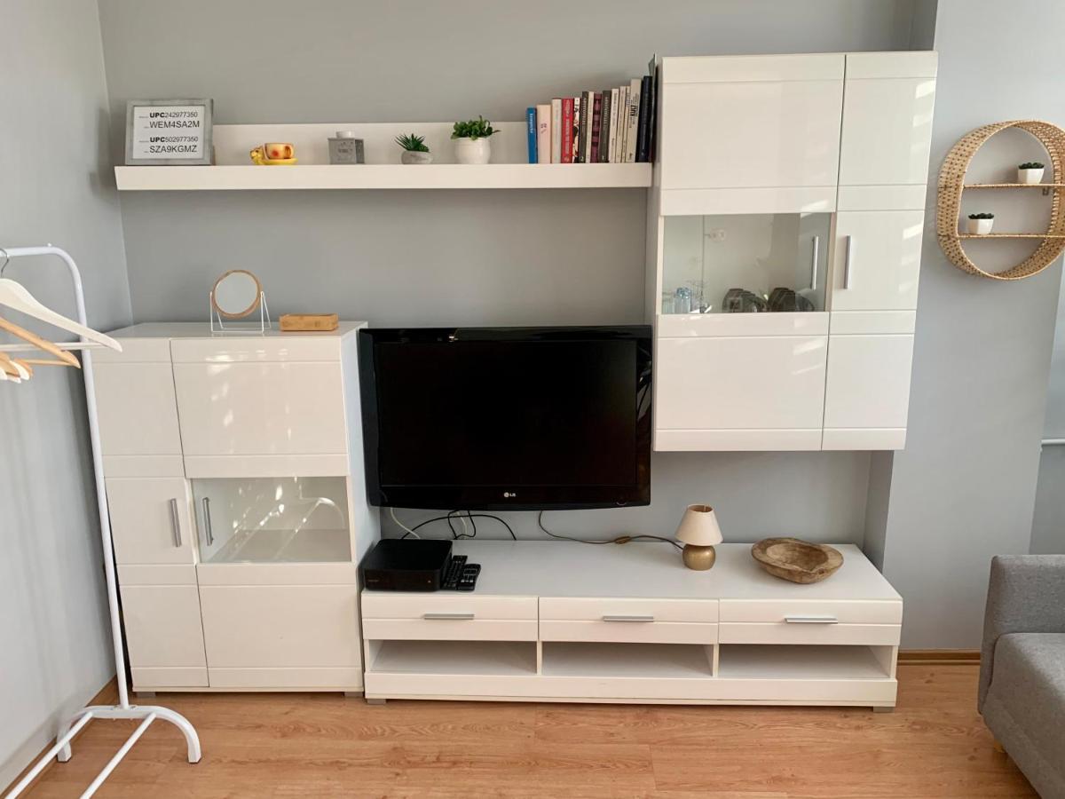 Apartament Joanna 2 Parter Blisko Prezero Gliwice Exterior foto
